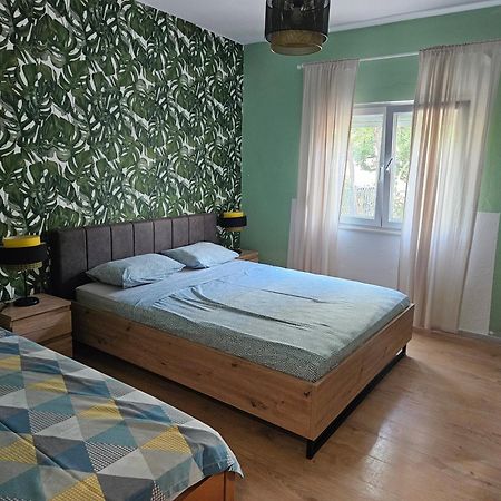 Apartmani Ljuba Rogoznica  Exteriér fotografie