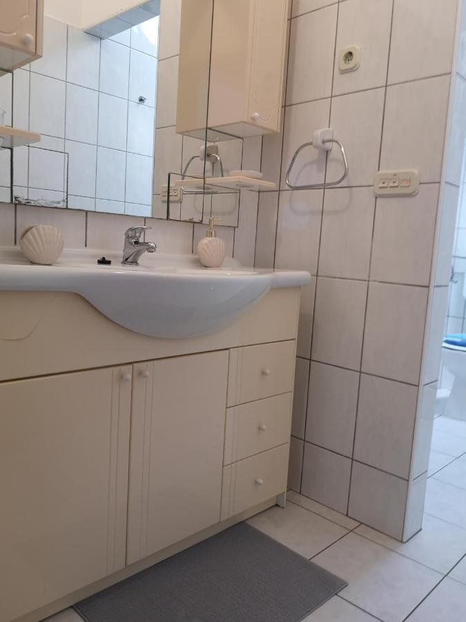 Apartmani Ljuba Rogoznica  Exteriér fotografie